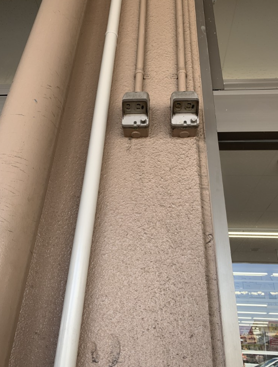 【オークワ大浦街道】プロモーションに最適な駐輪場スペース