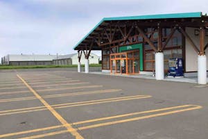 【ダイナム釧路貝塚店】キッチンカーやプロモーションに最適なアミューズメント施設のイベントスペース