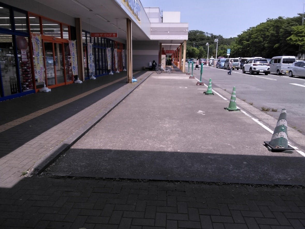 【イオンタウン那須】販促プロモーションに最適！近隣型ショッピングセンター内ゲームセンター「FUNFUN」の入口前にある屋外催事スペース