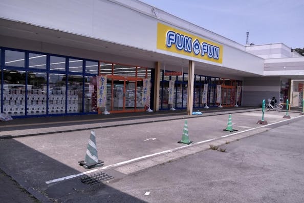 【イオンタウン那須】販促プロモーションに最適!近隣型ショッピングセンター内ゲームセンター「FUNFUN」の入口前にある屋外催事スペース