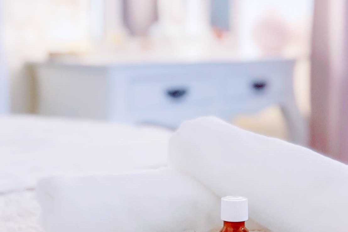 【代官山駅4分】雑誌のインタビュー撮影やYouTubeのライブ配信に最適な自然光豊かでネット環境や備品が充実したヘアサロン内撮影スタジオ