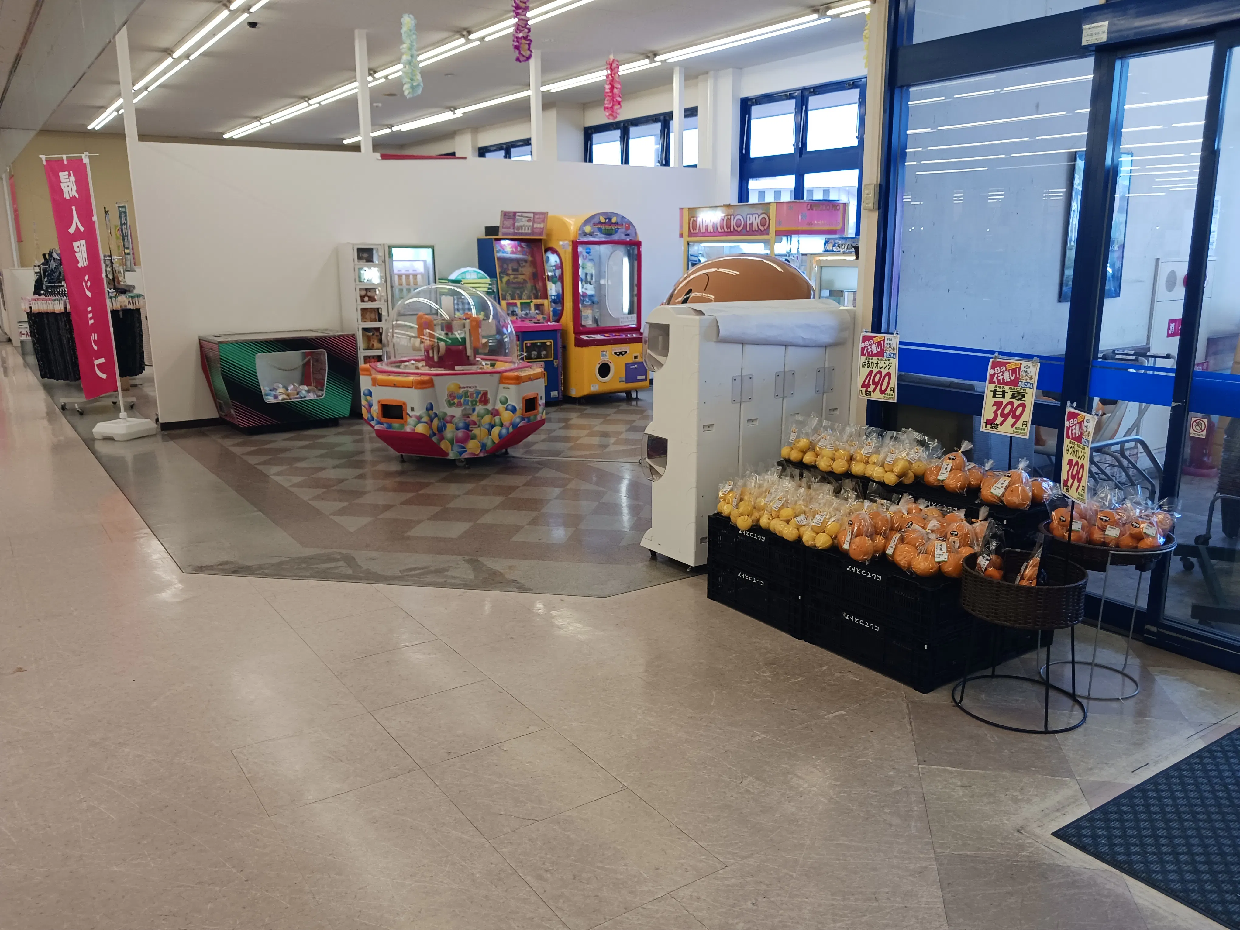 【西鉄ストア北茂安店】青果側 販促プロモーションや物販に最適なスーパー店内催事イベントスペース