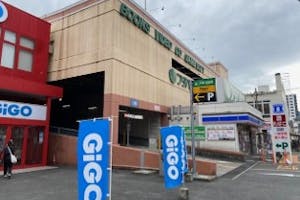 【フタバ図書TSUTAYA 海田店】プロモーションやキッチンカーに最適なGIGO入口近くのイベントスペース