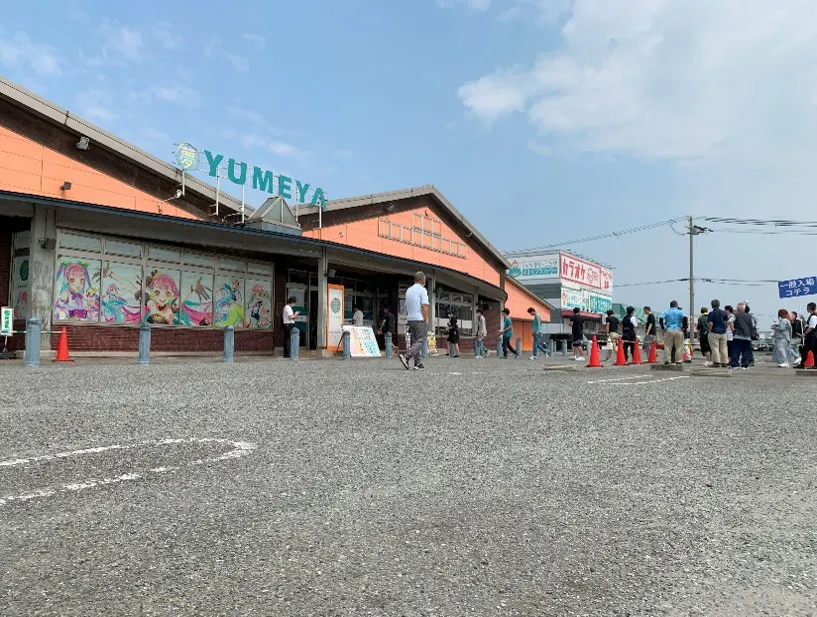 【夢屋加古川店｜割引キャンペーン実施中】キッチンカーやプロモーション等に最適なアミューズメント施設のイベントスペース（東風除横①）の画像