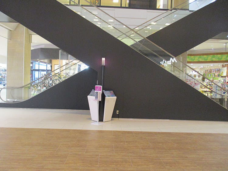 【イオンモール新利府】1F北エスカレーター前イベントコートの画像