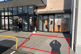 【スーパーセンタートライアル塩釜店】キッチンカー(調理営業)出店限定/屋外スペース ※電源コンセント未整備