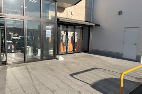 【スーパーセンタートライアル塩釜店】キッチンカー(調理営業)出店限定/屋外スペース ※電源コンセント未整備