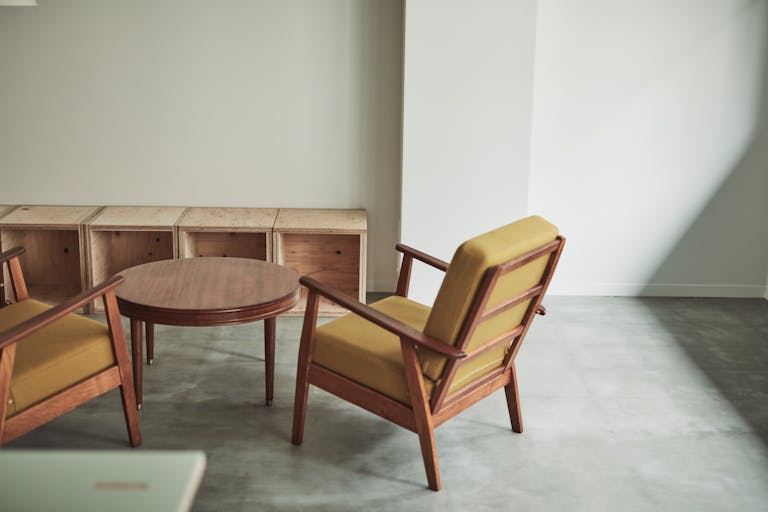 椅子、テーブル写真1