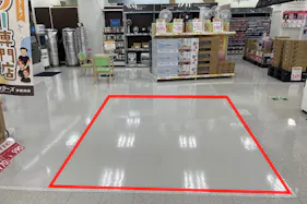 【メガセンタートライアル伊勢崎中央店】⑤食物販や出張販売に適した1階レジ奥スペース