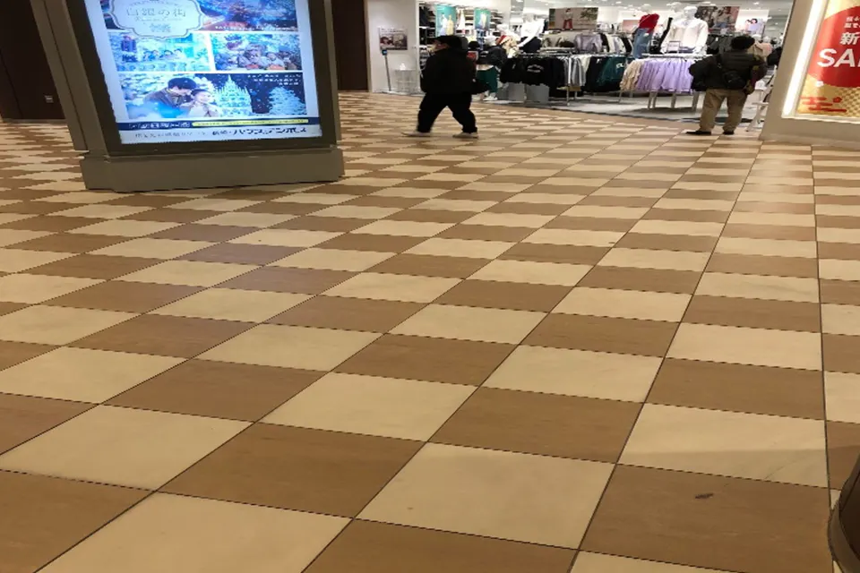 【ララガーデン川口】1階 中央③