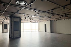 【北千住マルイ】7階 カレンダリウムC04【物販・PR・展示イベント】大型デジタルサイネージ完備、レイアウト自由な大型イベントスペース