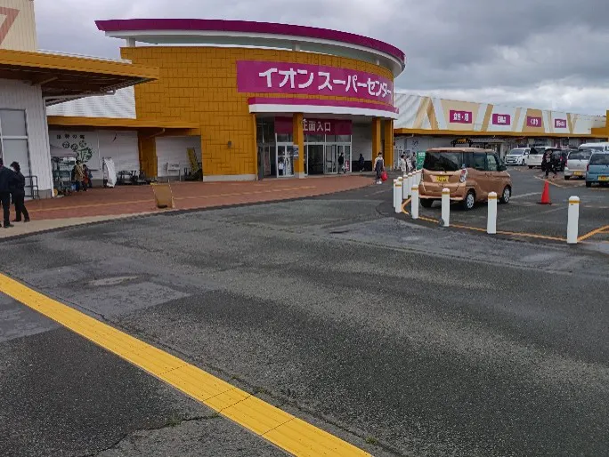 【イオンスーパーセンター盛岡渋民店】食品入り口外(産直側) 販促プロモーションや物販に最適なスーパー店外催事イベントスペース