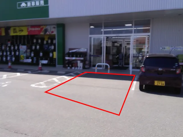 【サンデー盛岡本宮店】屋外駐車場　キッチンカーの出店に最適なホームセンター内駐車場の屋外イベントスペースの画像