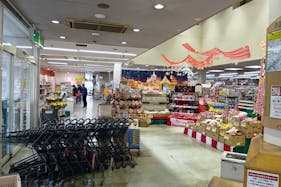 【Aコープパル店】食物販や販促イベントに最適な店内入口前スペース