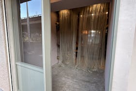 【桃山台駅7分】食品や小物の販売・展示に利用可能な美容室内のレンタルスペース