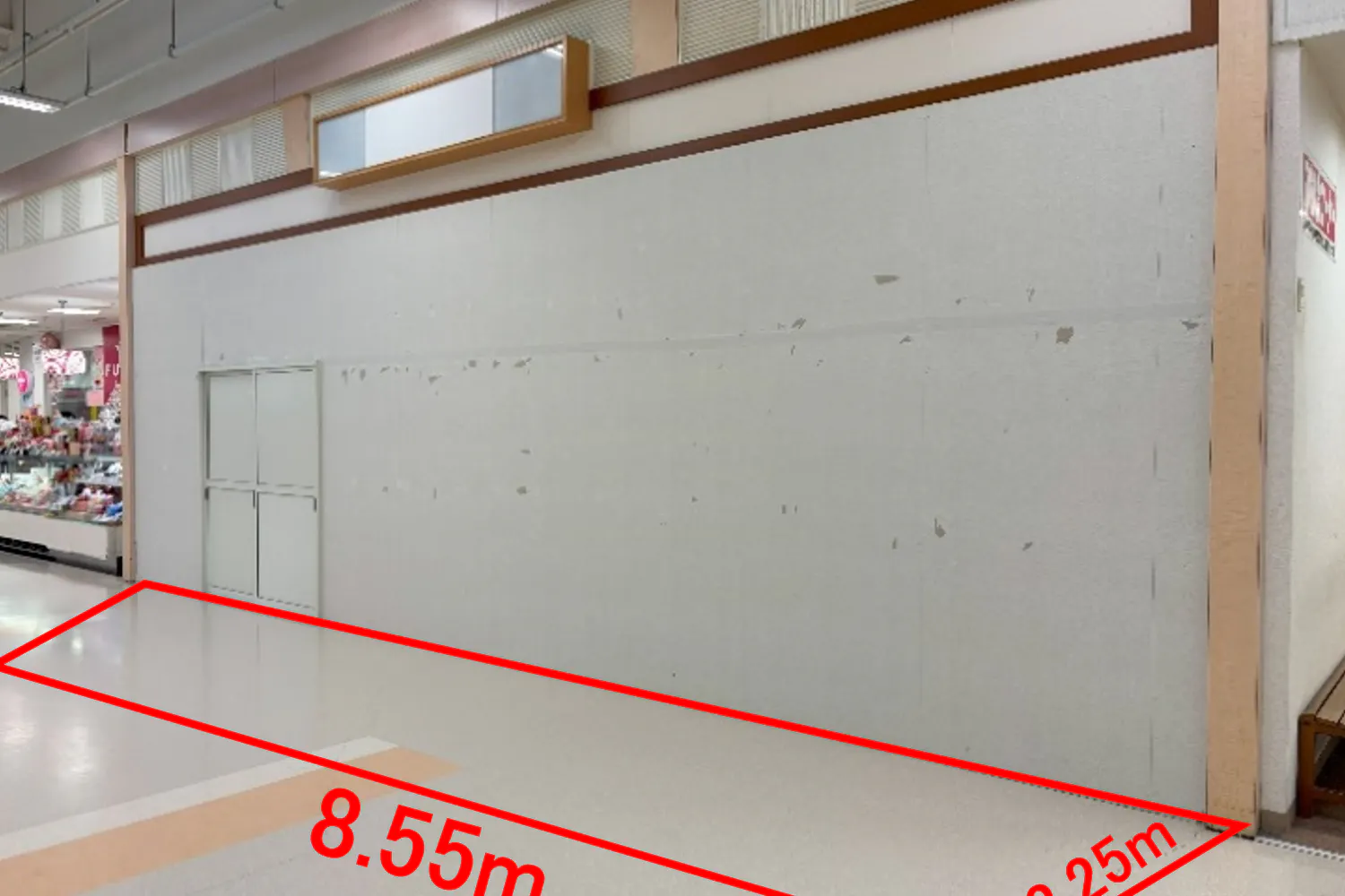 【イオンスーパーセンター加美店】休憩所となり 販促プロモーションや物販に最適なスーパー店内催事イベントスペース
