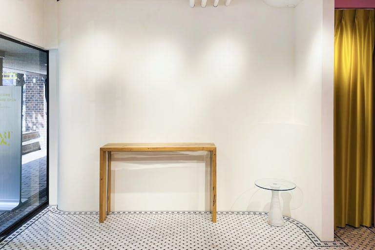 【代官山・渋谷7分】 撮影及び展示会に最適なガラス張り2面採光の八幡通り沿いスペースの画像5