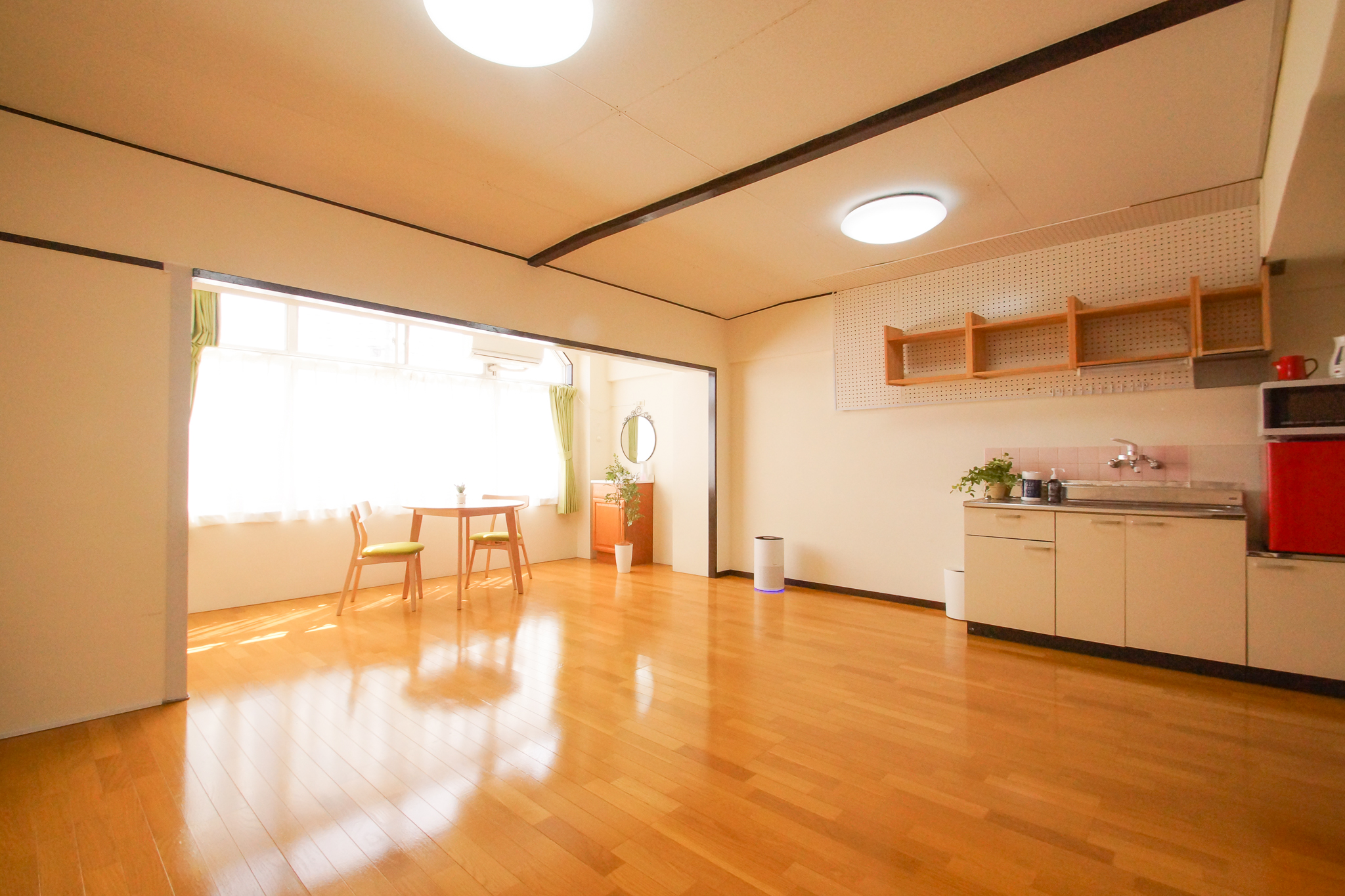 【佐野市駅6分】個人で自由に使えるプライベートシェアサロン