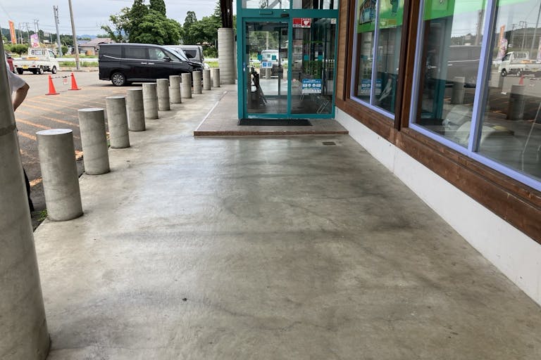 【ダイナム秋田中仙店ゆったり館】キッチンカープロモーションイベントの開催に最適なアミューズメント施設のイベントスペースの画像2