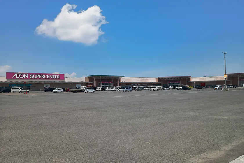 【イオンスーパーセンター十和田】専門店南側中央 販促プロモーションや物販に最適なスーパー店内催事イベントスペース