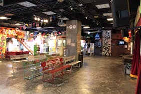 【デックス東京ビーチ】「タワー広場」人気観光スポット台場一丁目商店街に位置する、アニメやキャラクターイベントに最適なイベントスペース