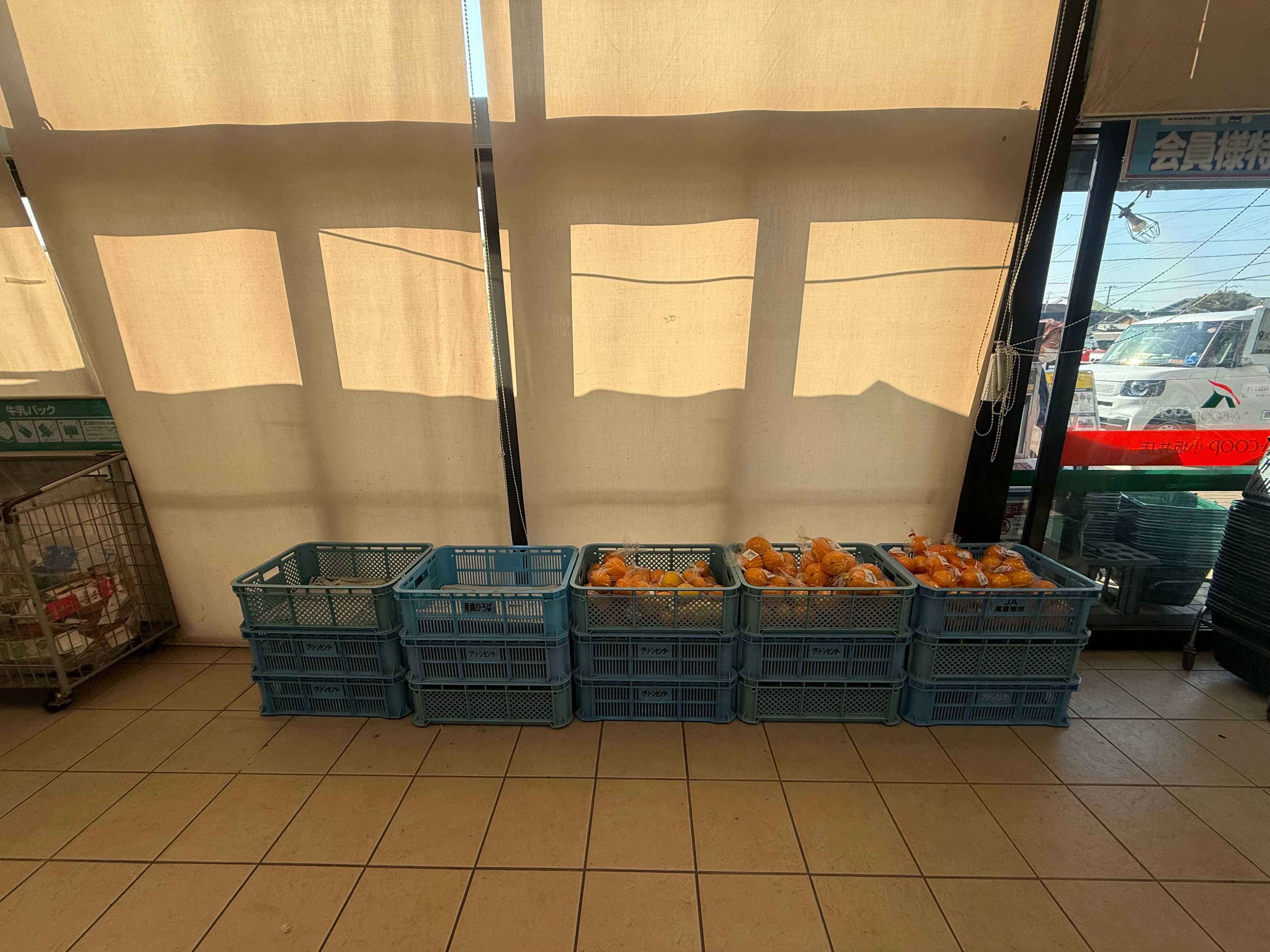 【Aコープ小坂井店】食物販や販促イベントに最適な店内スペース②