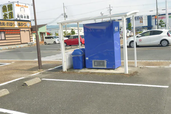 【フレスポ橿原】物販イベントやキッチンカー出店に適した中央自販機横の屋外スペース