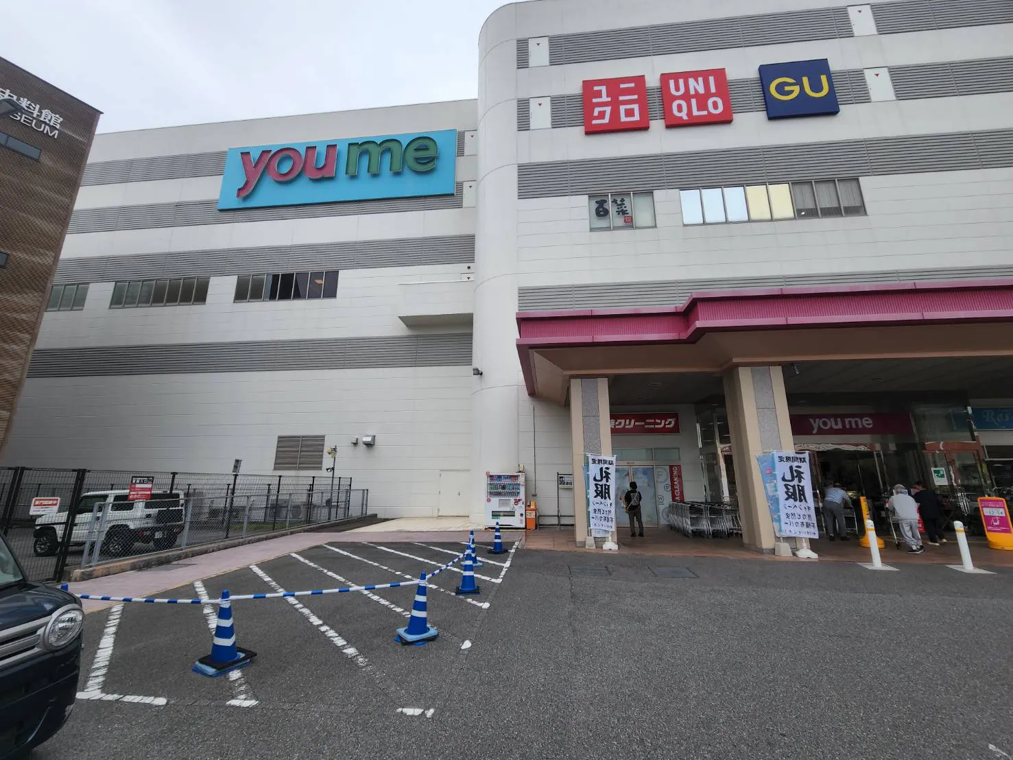 【ゆめタウン呉】キッチンカーに最適な商業施設入口前の屋外催事イベントスペース
