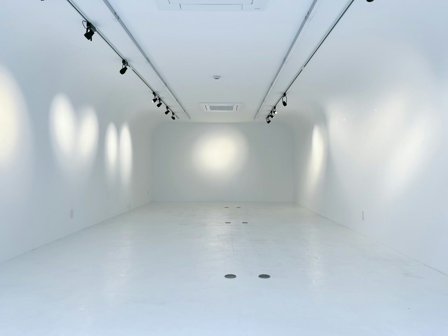 【赤坂駅1分】ギャラリーや展示販売会、ポップアップストアに最適なシンプルなホワイトキューブ型のイベントスペース