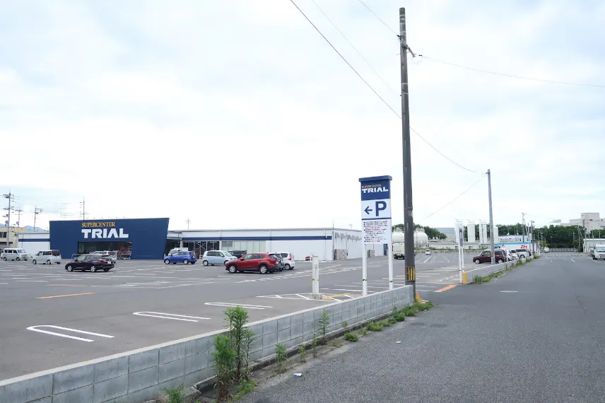 【スーパーセンタートライアル柳井店】キッチンカー（調理営業）出店限定/屋外スペース