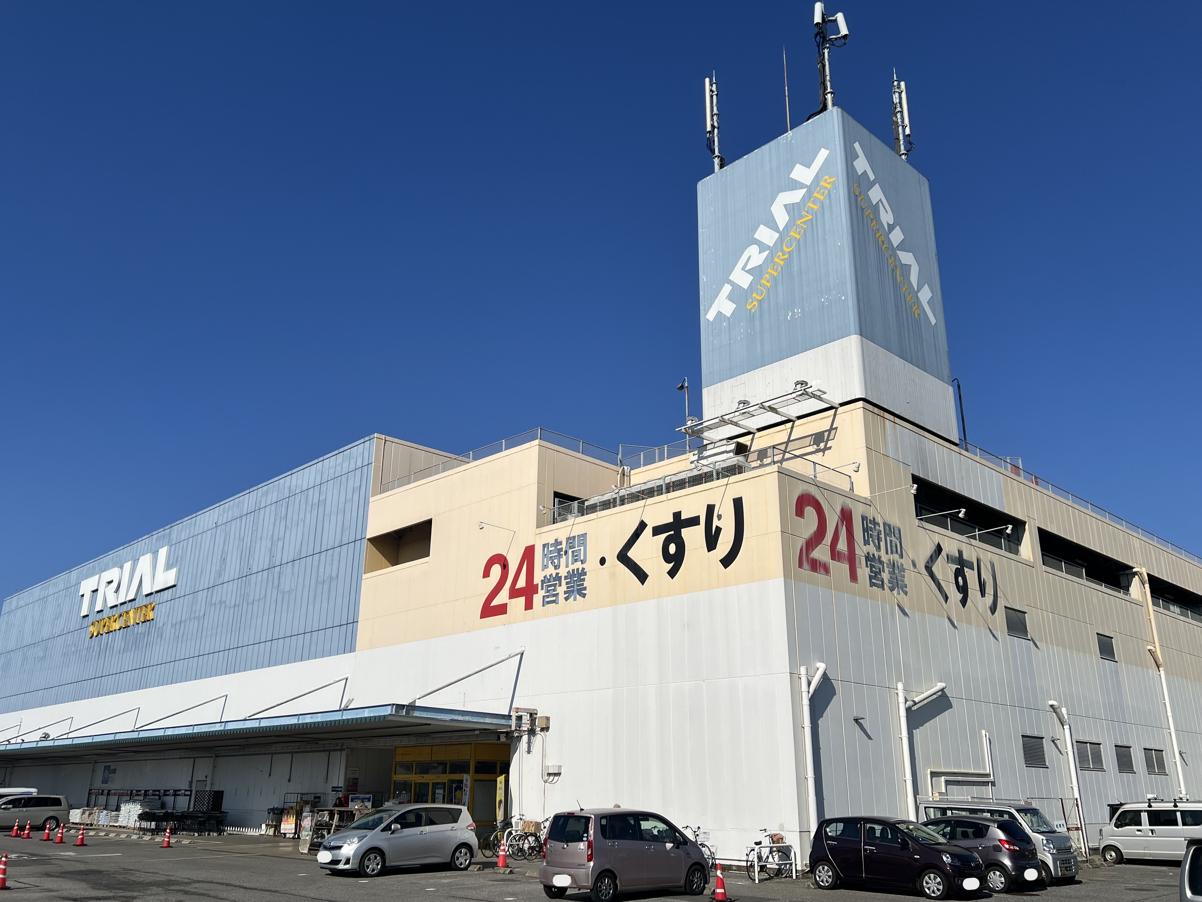 【メガセンタートライアル酒々井店】キッチンカーやプロモーションでの出店が可能な屋外スペース※ケバブNG【電源準備中の為発電機などご準備下さい】