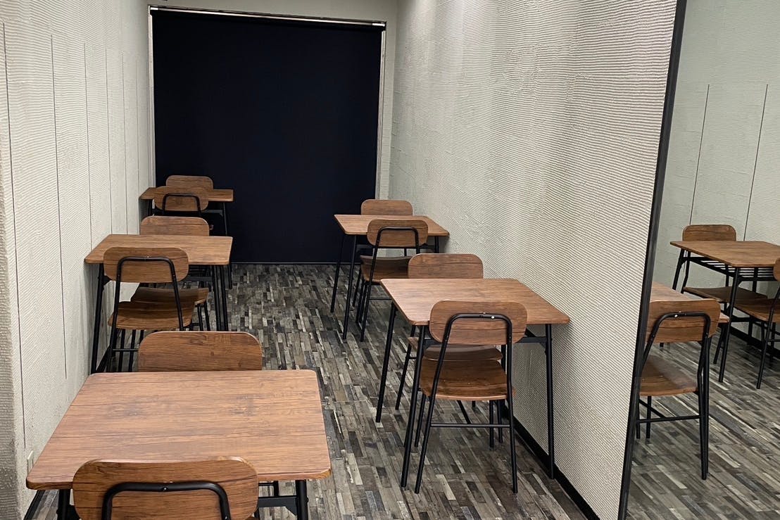 ポップアップストアや販売促進イベントに最適な高架下商店街内のイベントスペース