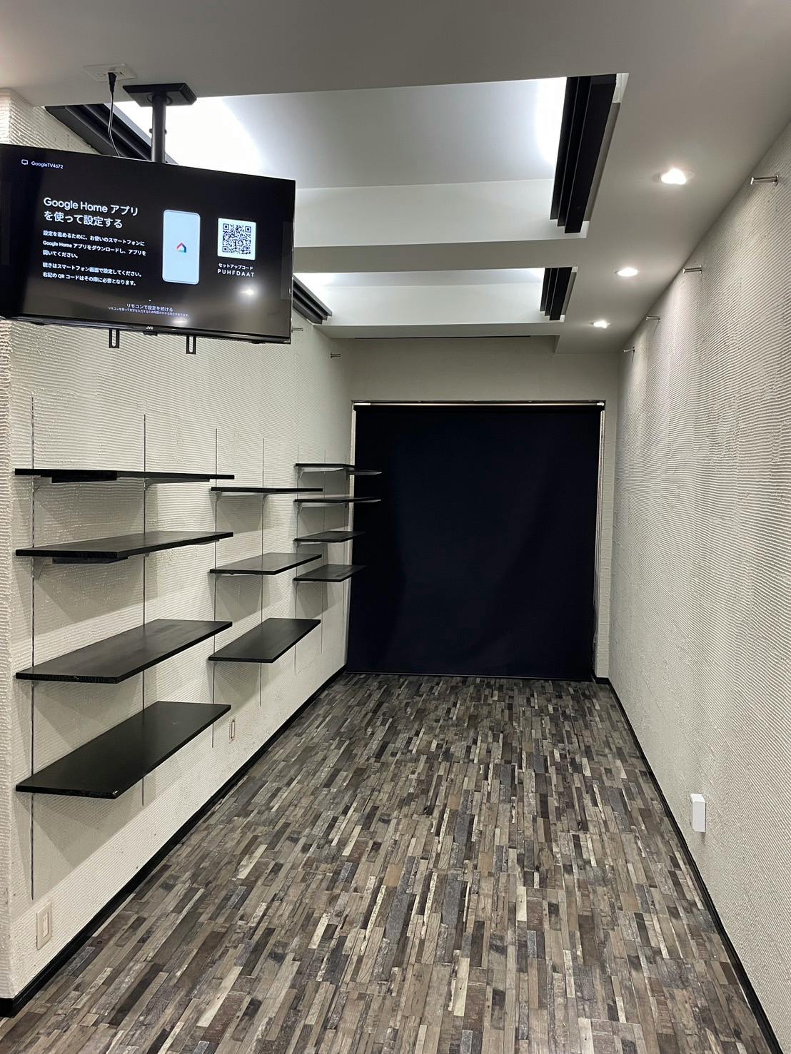 ポップアップストアや販売促進イベントに最適な高架下商店街内のイベントスペース