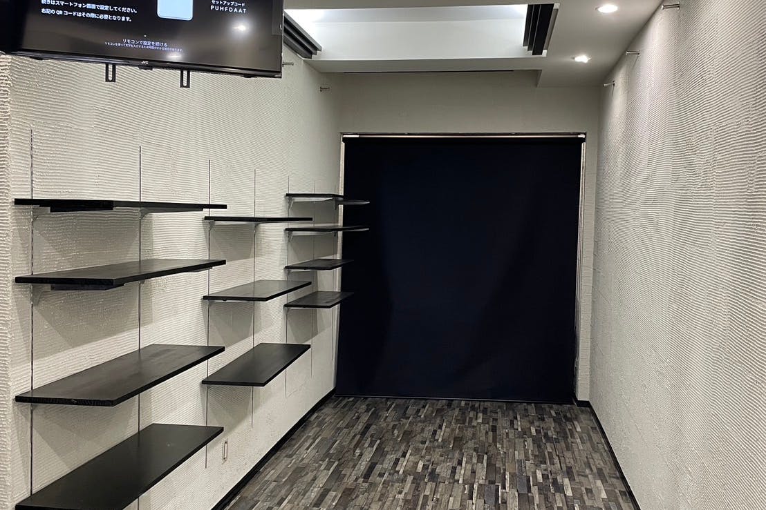 ポップアップストアや販売促進イベントに最適な高架下商店街内のイベントスペース