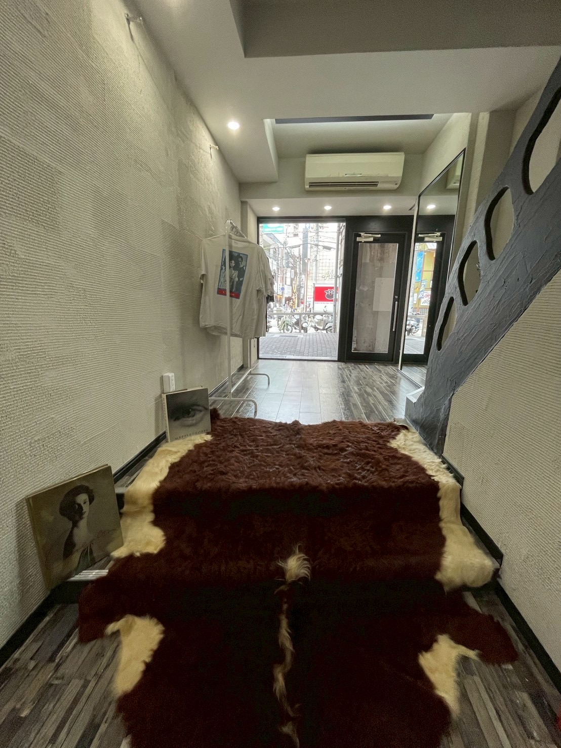 ポップアップストアや販売促進イベントに最適な高架下商店街内のイベントスペース