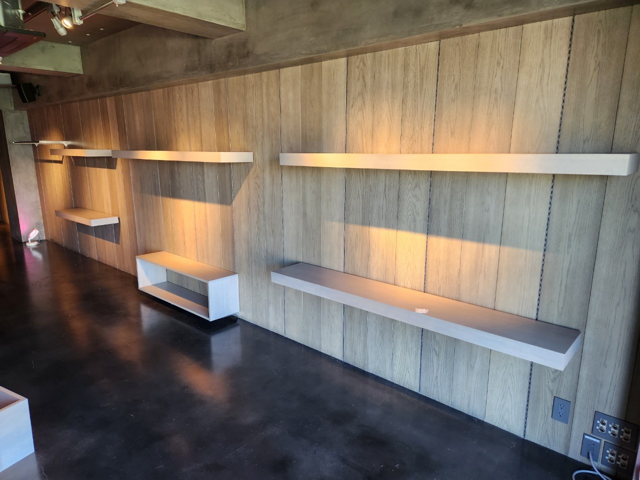 【三条駅2分／B】アパレルの展示会や招待制の受注販売会、アート展等のギャラリー用途に最適なモダンな雰囲気のイベントスペースの画像11