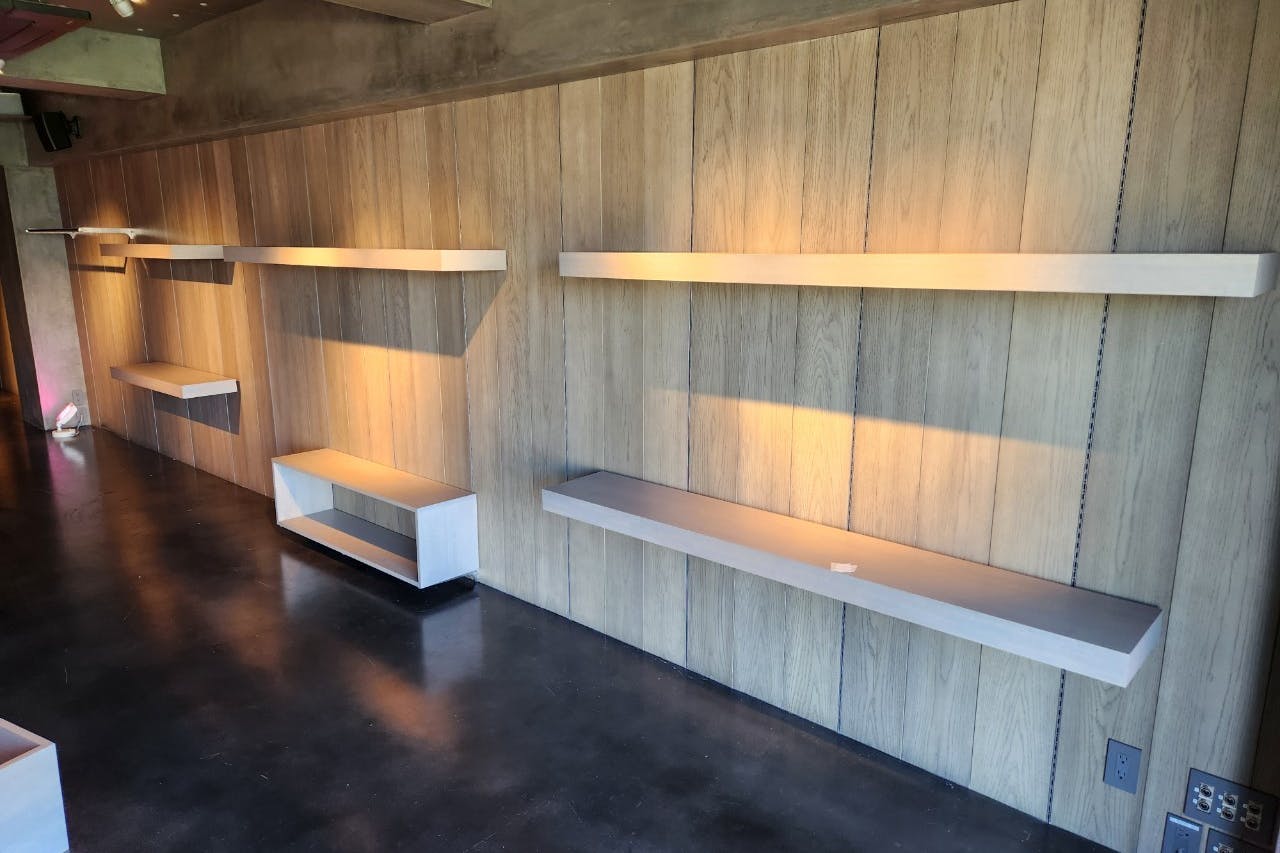 【三条駅2分/B】アパレルの展示会や招待制の受注販売会、アート展等のギャラリー用途に最適なモダンな雰囲気のイベントスペース