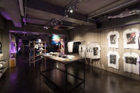 【三条駅2分/B】アパレルの展示会や招待制の受注販売会、アート展等のギャラリー用途に最適なモダンな雰囲気のイベントスペース