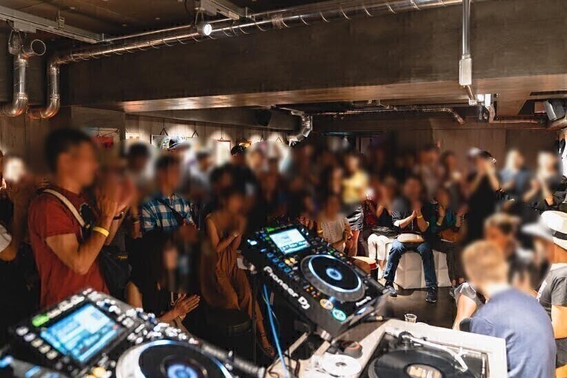 【三条駅2分/B】アパレルの展示会や招待制の受注販売会、アート展等のギャラリー用途に最適なモダンな雰囲気のイベントスペース