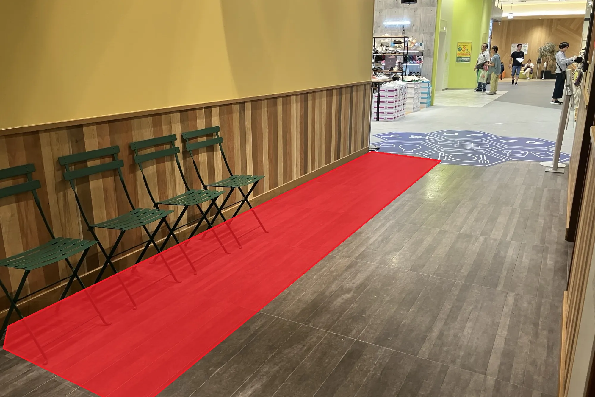 【KAMEIDO CLOCK】1F喫煙所前 電子タバコなどの販促プロモーションに最適な催事イベントスペース