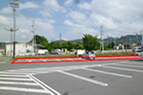 【フレスポまるこ】販促プロモーションやキッチンカー等の物販イベント利用が可能な東側駐車場スペース