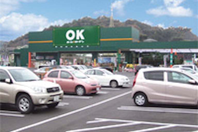 【HIヒロセOKホーム&ガーデン長与店】プロモーションイベントに最適なホームセンターの風除室スペースの画像1