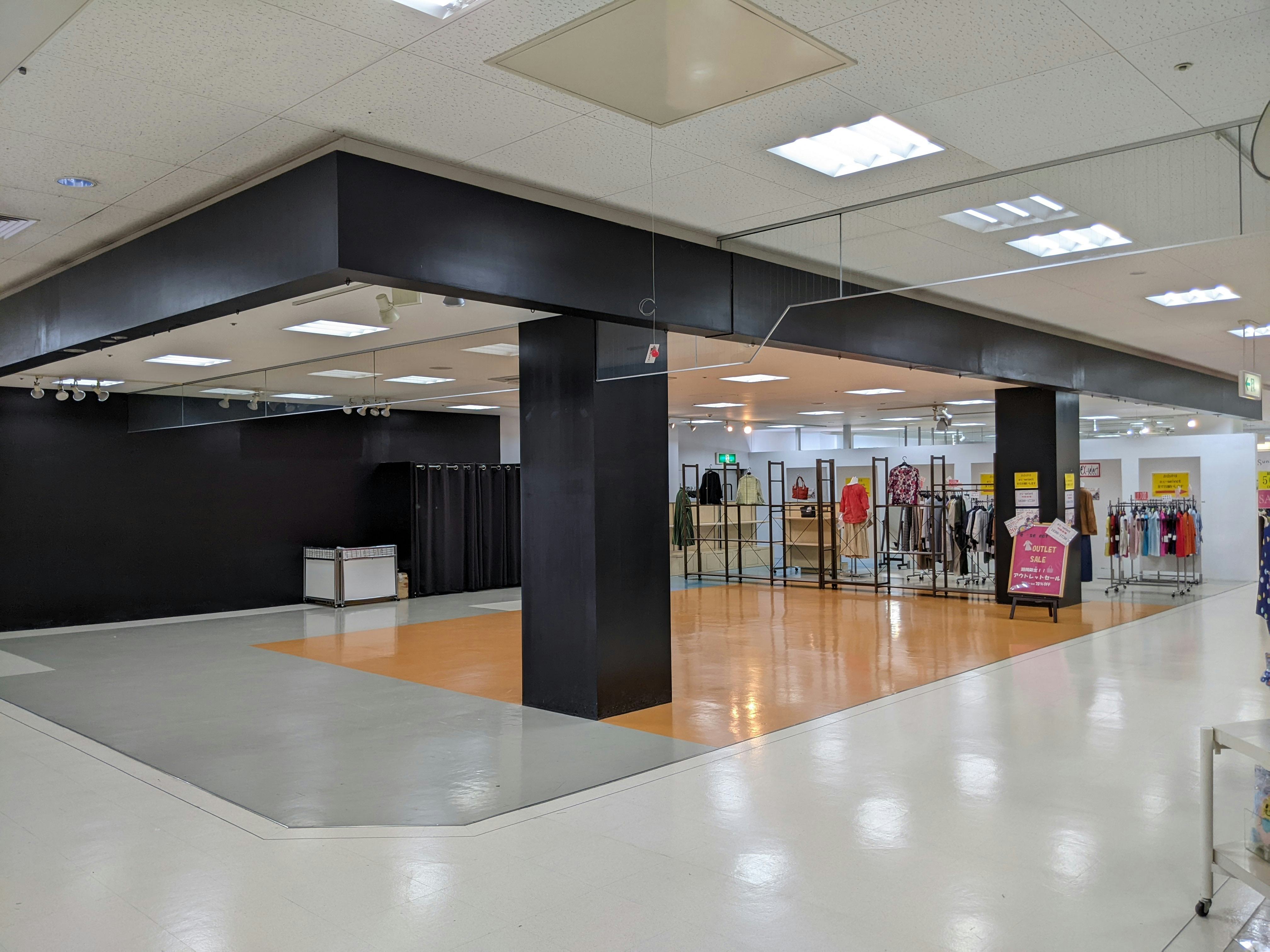 【ヨシヅヤ可児店】物販催事やポップアップストアに適した地域密着型商業施設の1階イベントスペース