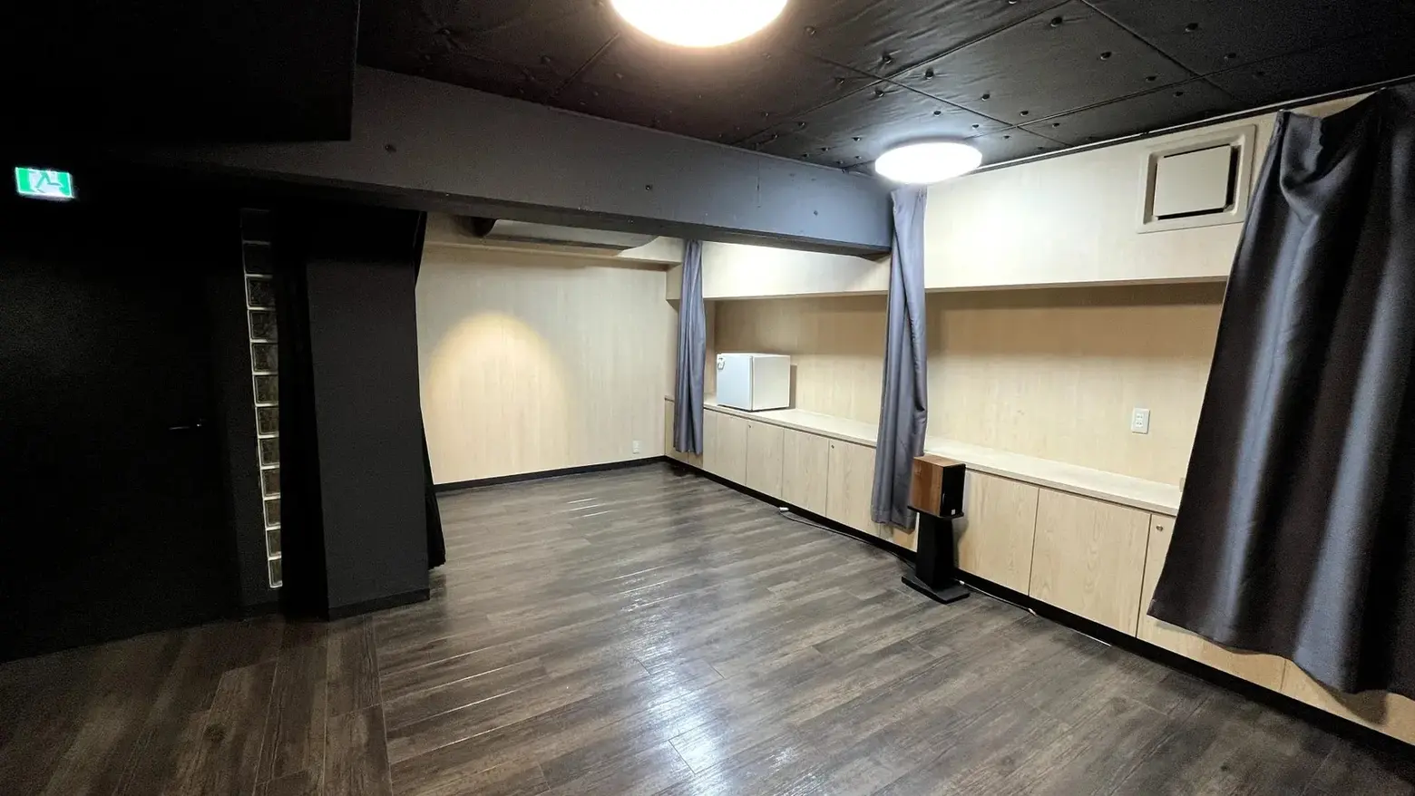 【祐天寺駅7分】展示会場やワークショップに最適な黒が基調のシックな防音室かつ充実の音響設備のあるイベントスペースの画像23