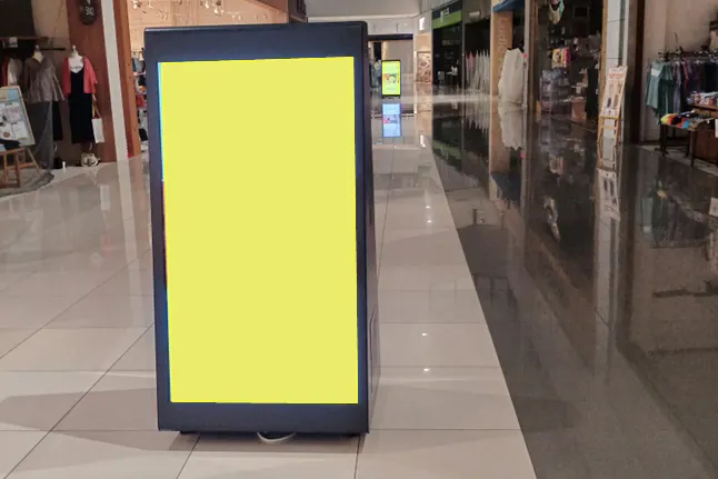 【イオンモール木更津】モールメディア広告 共用部サイネージ6基