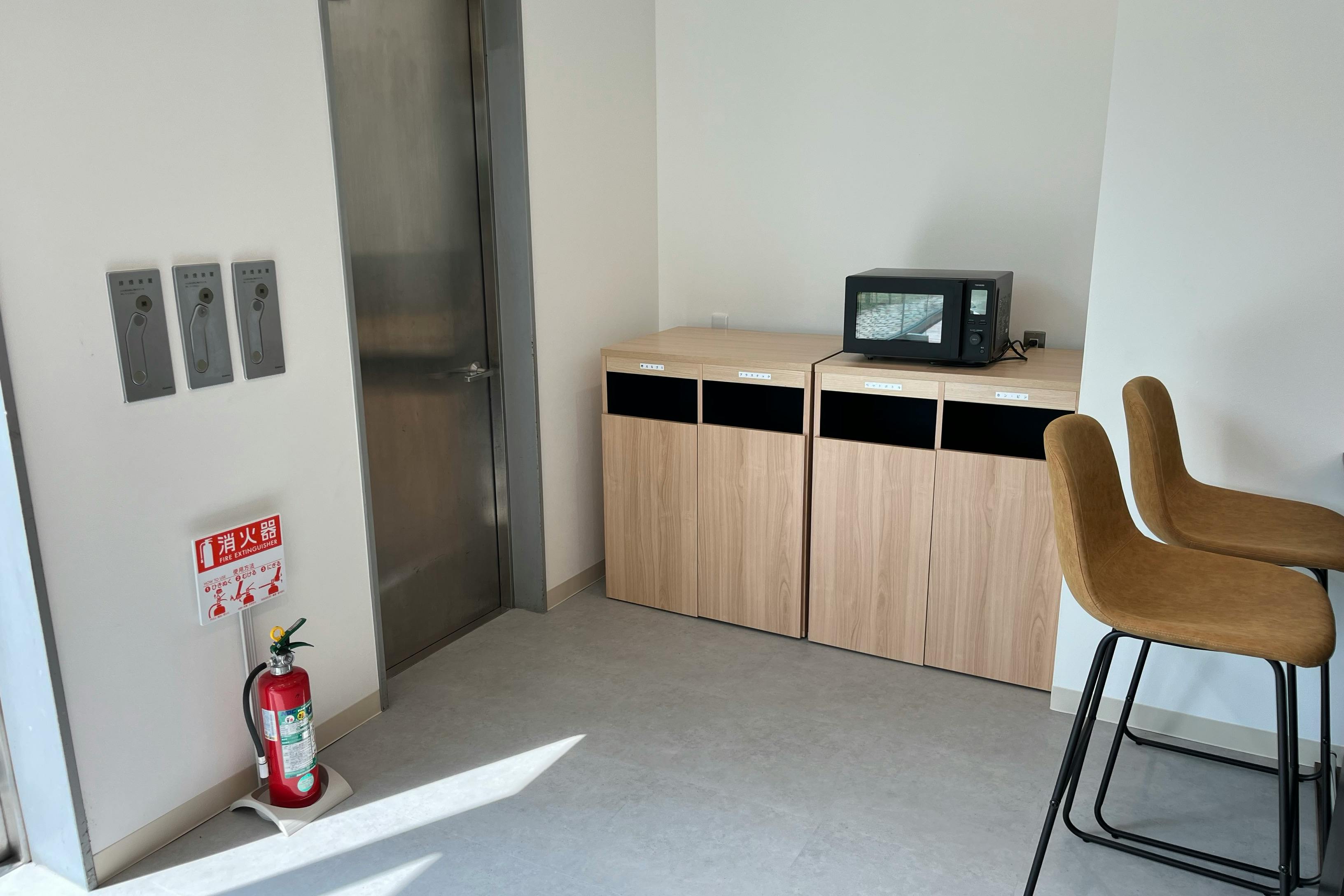 【古河駅2分】ポップアップカフェやワークショップ開催等に最適な清潔感のあるカフェ店内のレンタルスペース