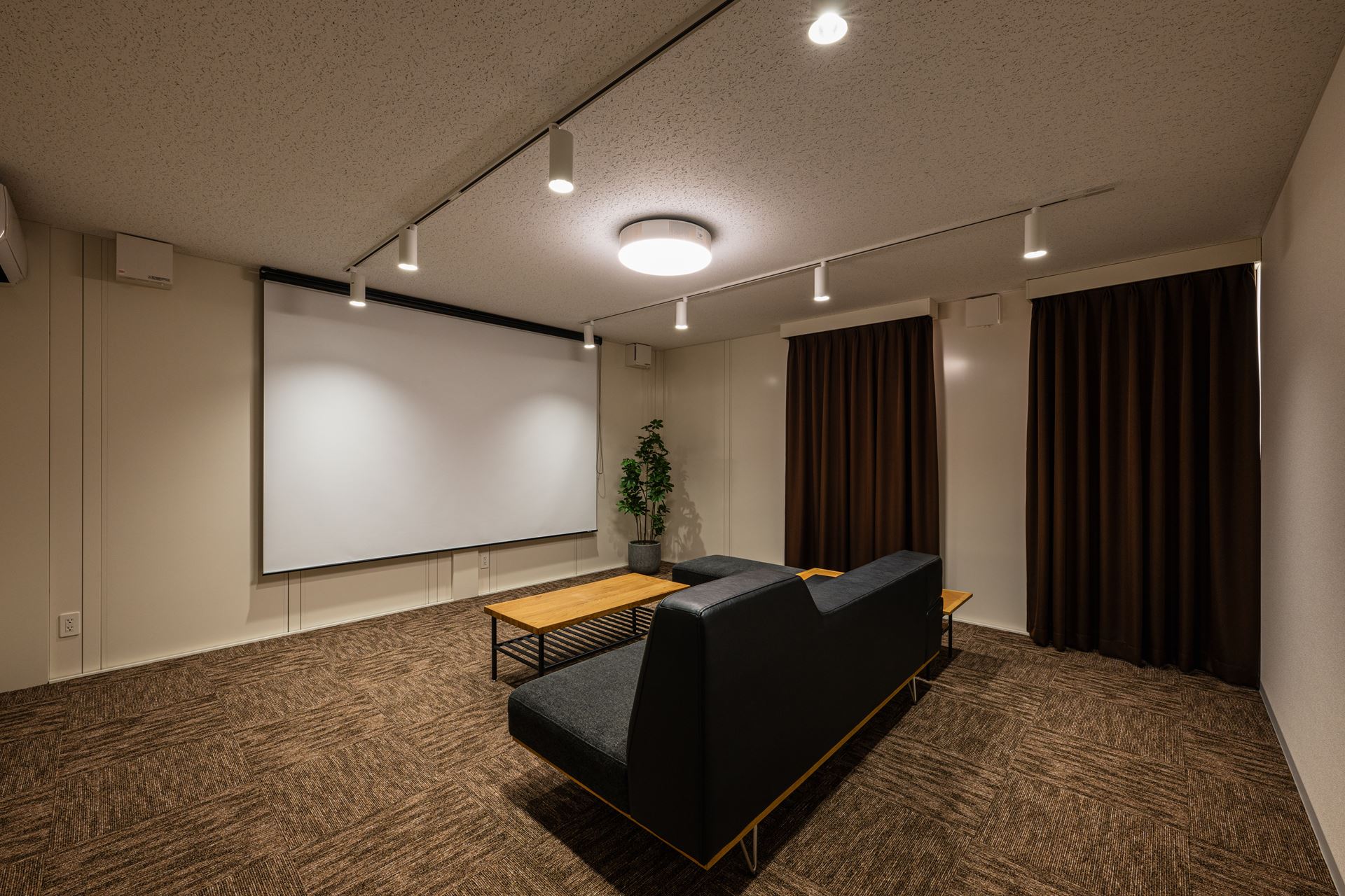 【大阪府堺市】自主企画マルシェやワークショップに最適なお手頃価格のレンタルスペース「Living2」／敷地全体の貸切イベント開催も可能！