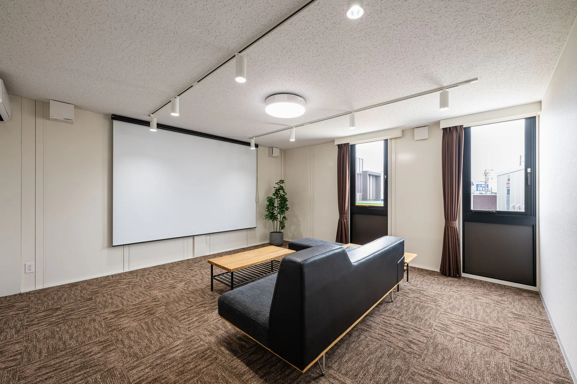 【大阪府堺市】自主企画マルシェやワークショップに最適なお手頃価格のレンタルスペース「Living2」／敷地全体の貸切イベント開催も可能！