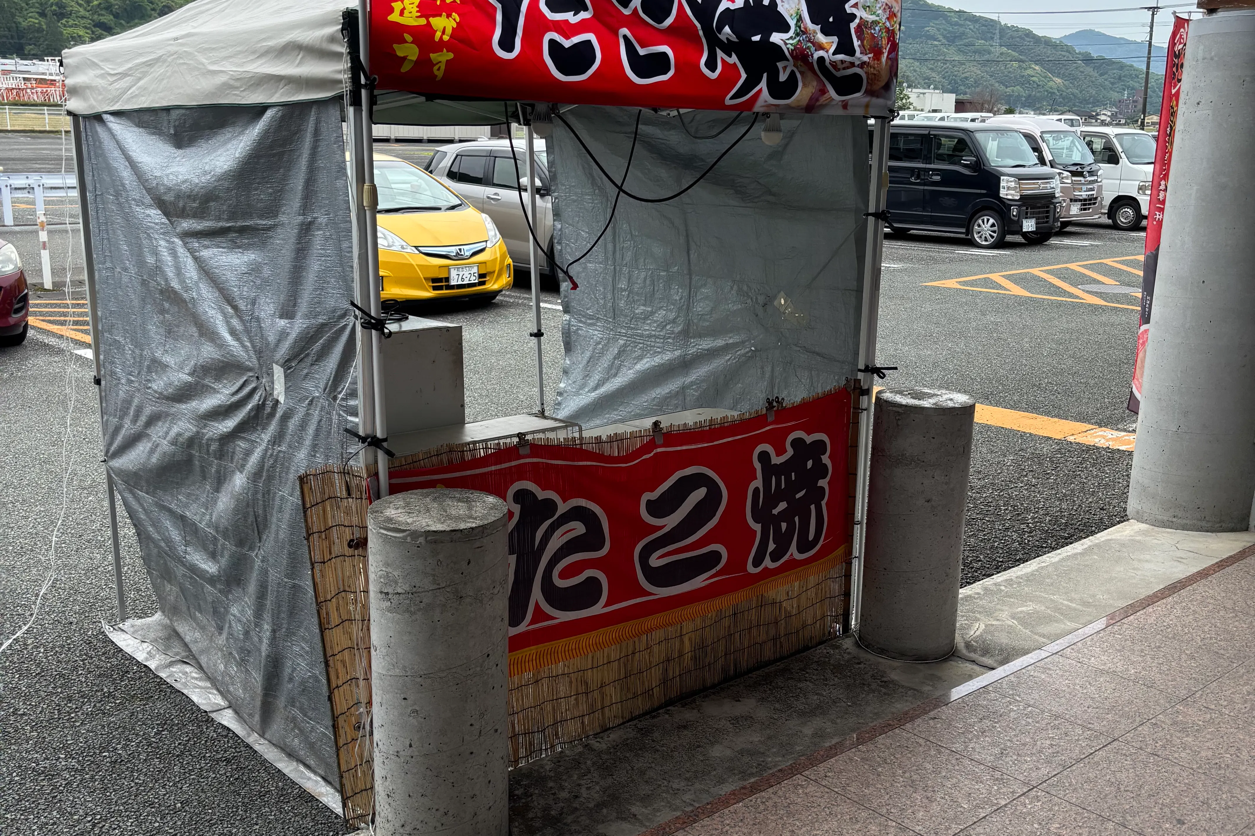 【ダイナム熊本八代南店ゆったり館】キッチンカー出店やプロモーションイベントに最適なアミューズメント施設のイベントスペース(食堂側)