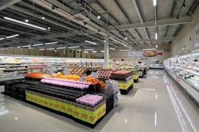 【スーパーセンタートライアル桜井粟殿店】キッチンカー(調理営業)出店限定/屋外スペース